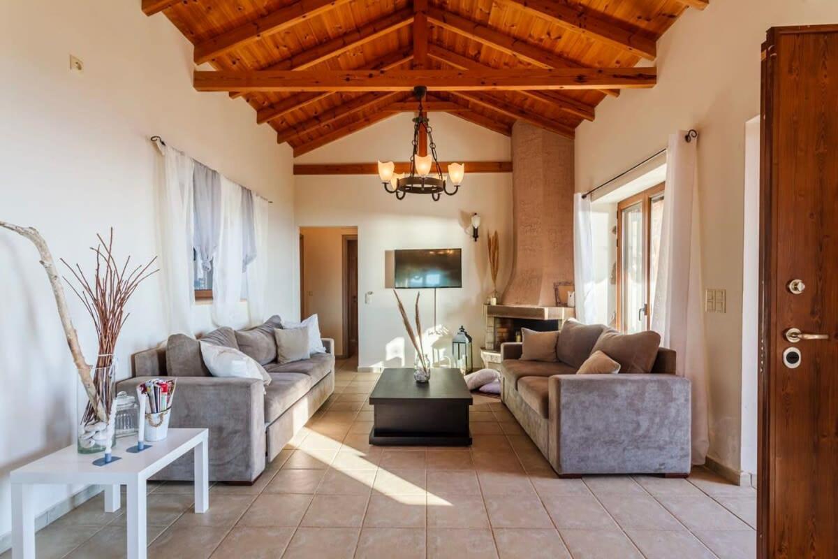 Mani Panoramic Seaviews - Luxury Summer Haven Levktron Exterior photo